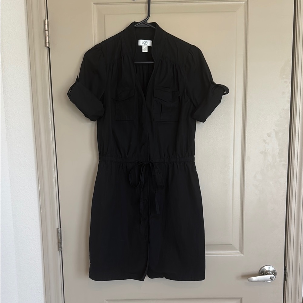 LOFT Charcoal Button-Up Blouse